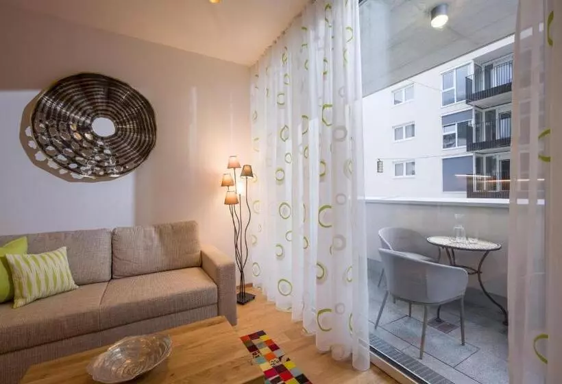 آپارتمان راحتی 1 خوابه, Private Living Apartments