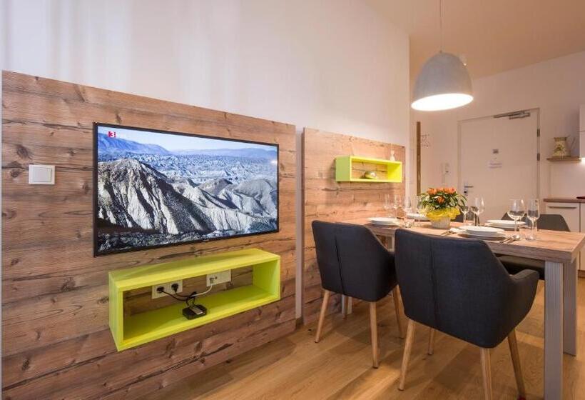 Апартаменты Комфорт 1 Спальня, Private Living Apartments