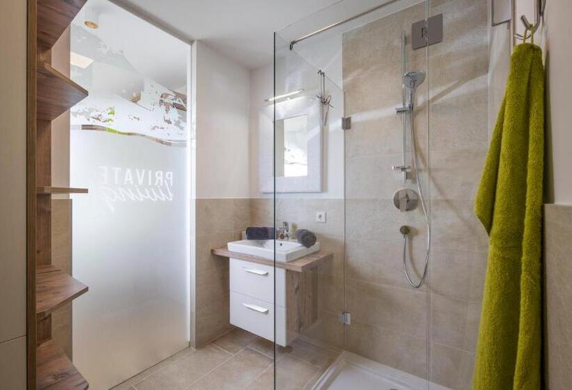 Апартаменты Deluxe 1 Спальня, Private Living Apartments