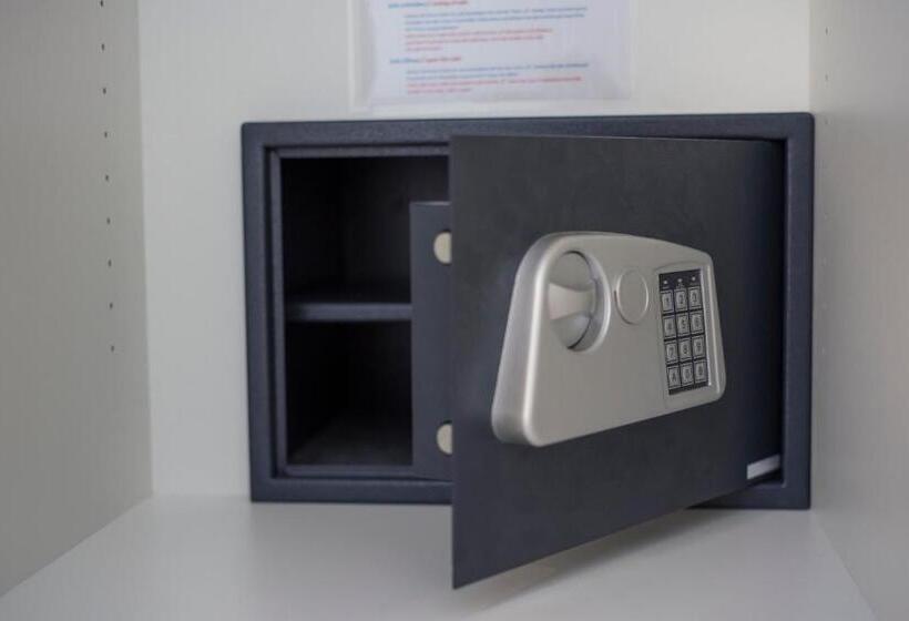 Апартаменты Deluxe 1 Спальня, Private Living Apartments