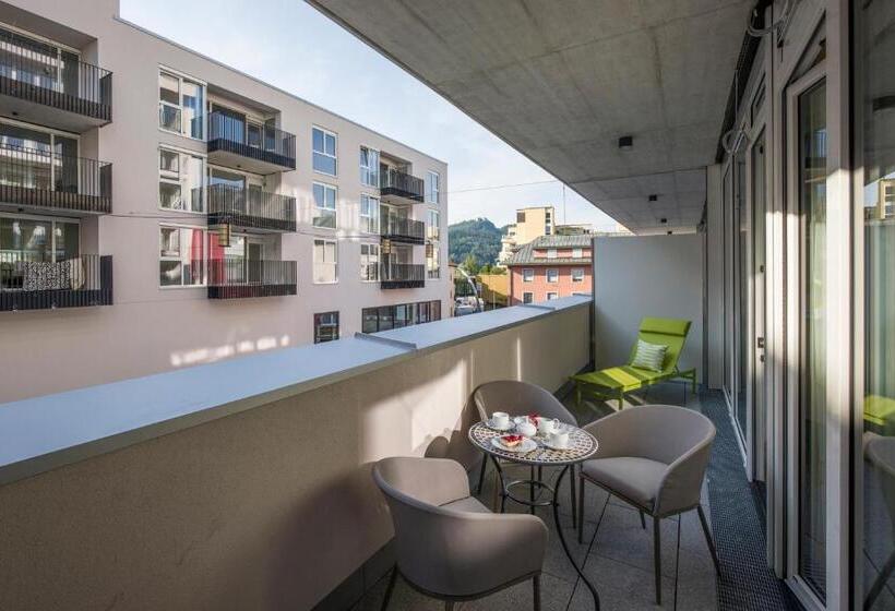 Апартаменты Deluxe 1 Спальня, Private Living Apartments