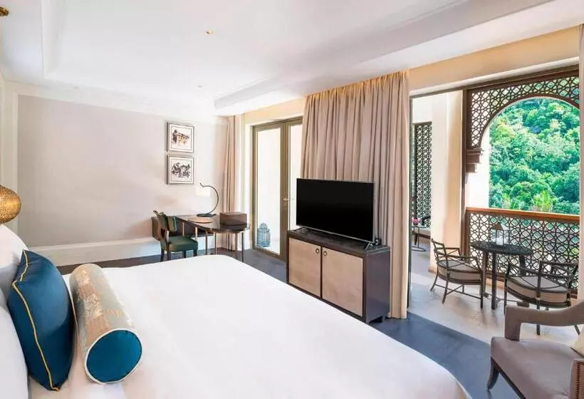 キングサイズベッドのスタンダードルーム, The St. Regis Langkawi