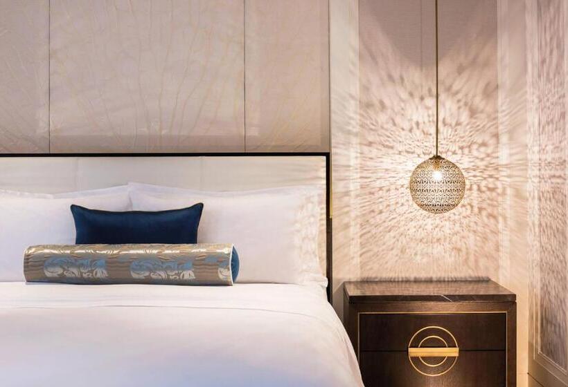 キングサイズベッドのスタンダードルーム, The St. Regis Langkawi