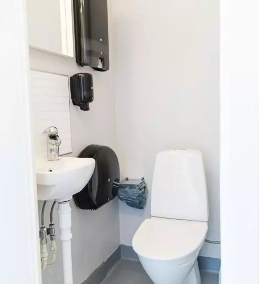 تختخواب در اتاق مشترک, Spis Hotel & Hostel