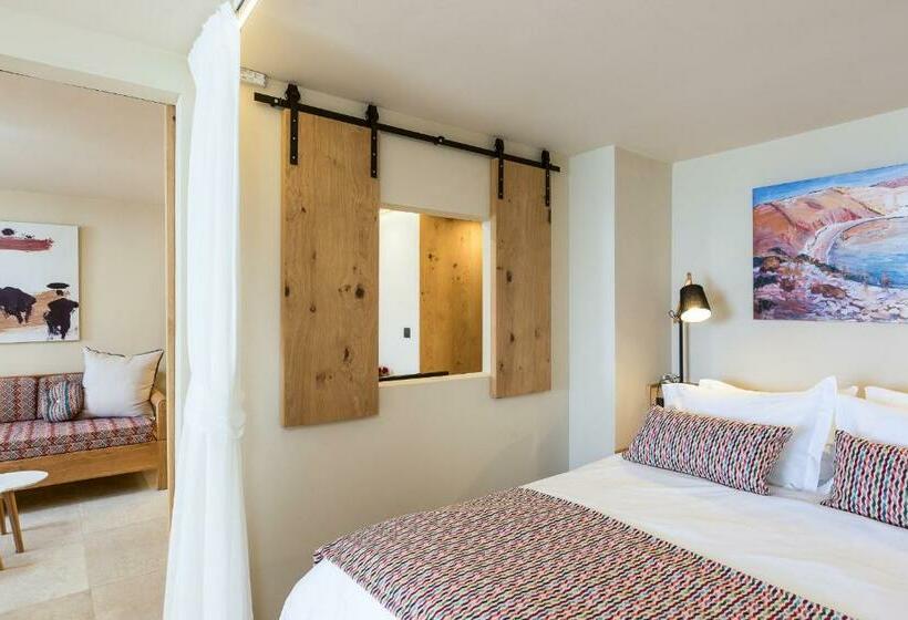 スイート（家族用）, Ammos Suites