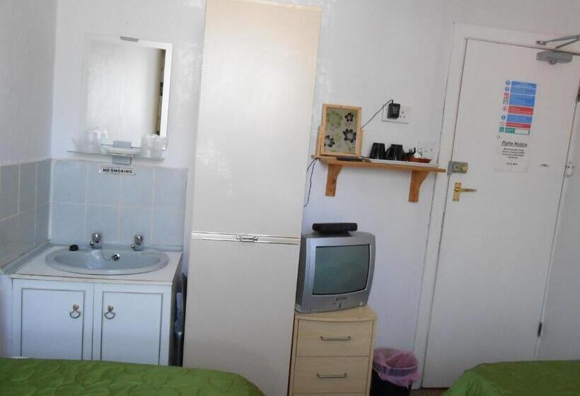 バス共有のスタンダードルーム, The Lanes