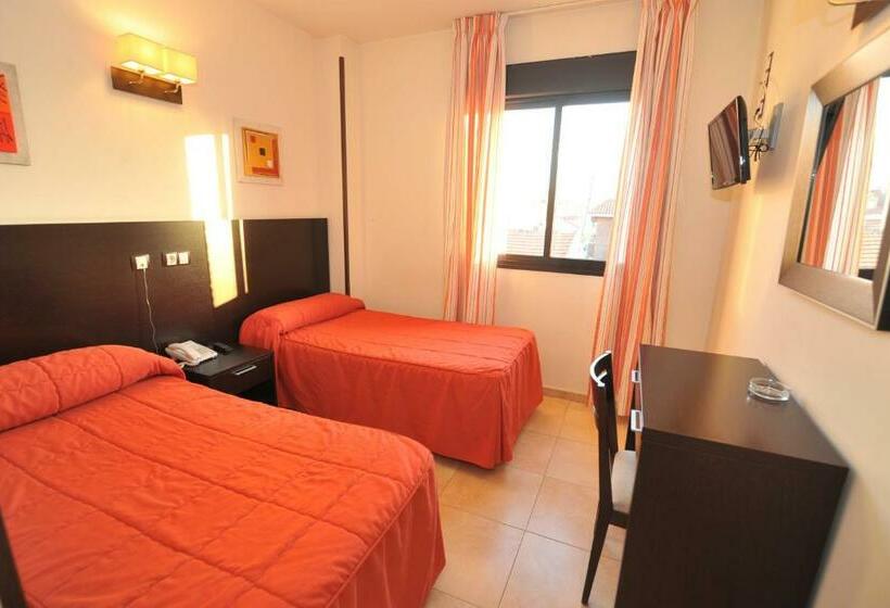 اتاق استاندارد, Hostal Goyma Iii