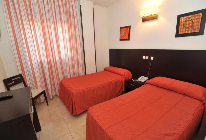 Номер Стандарт, Hostal Goyma Iii