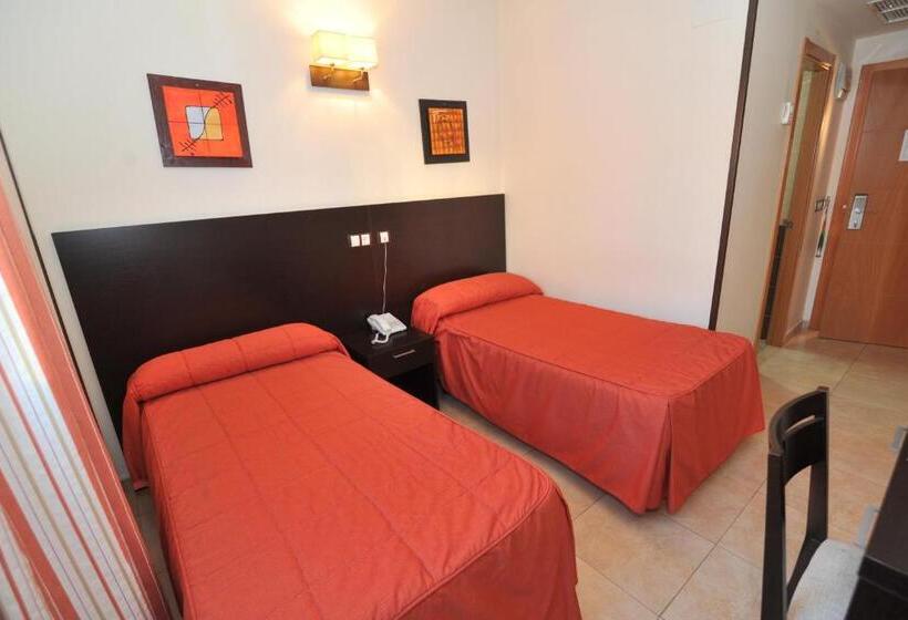 اتاق استاندارد, Hostal Goyma Iii