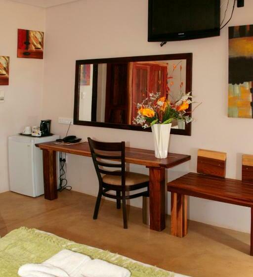 اتاق لوکس, Cest Si Bon