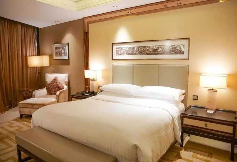 キングサイズベッドのデラックスルーム, Changzhou Marriott