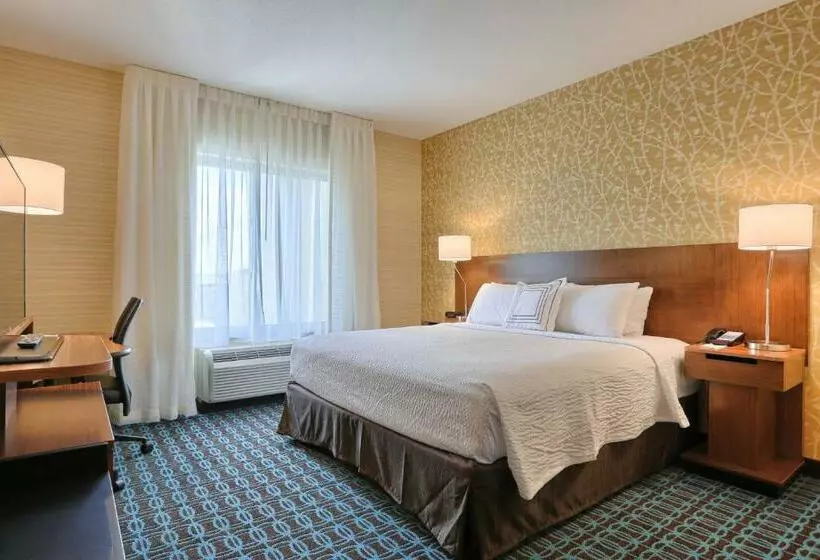 身障者適用キングサイズベッドルーム, Fairfield By Marriott Inn & Suites Philadelphia Horsham