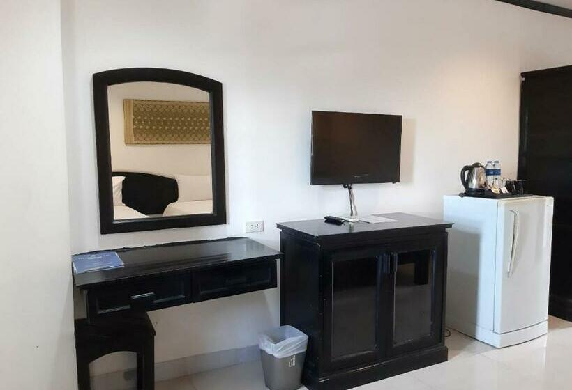 高级大房间, Golden Tulip Essential Pattaya