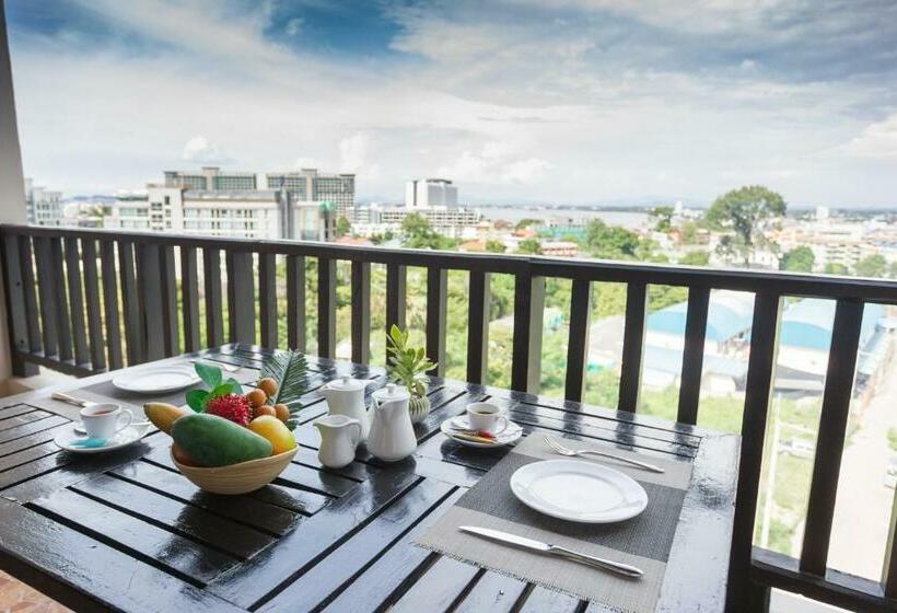 高级大房间, Golden Tulip Essential Pattaya