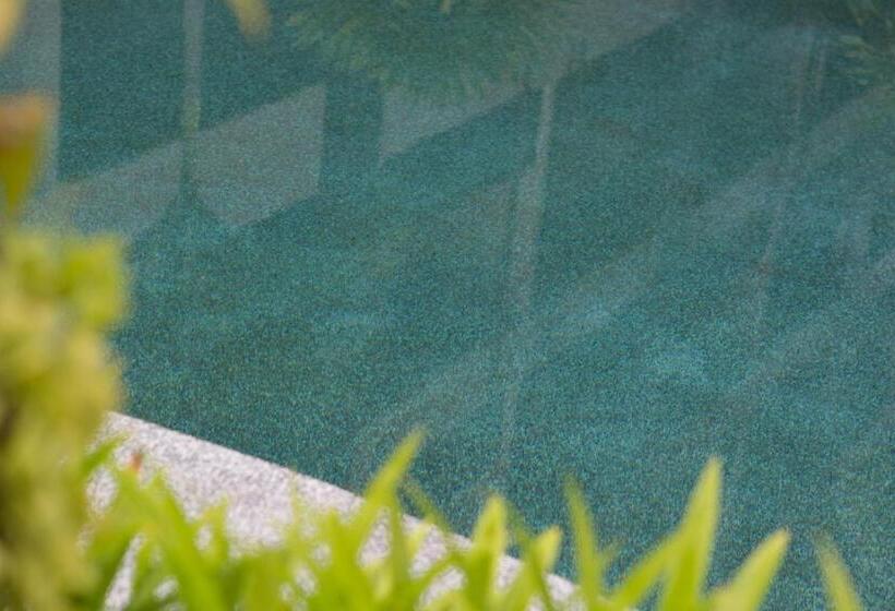 高级大房间, Golden Tulip Essential Pattaya