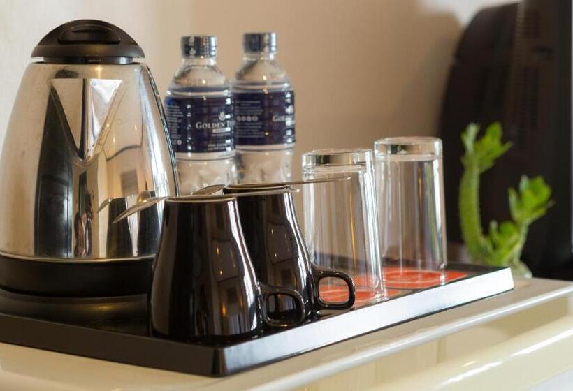 高级大房间, Golden Tulip Essential Pattaya