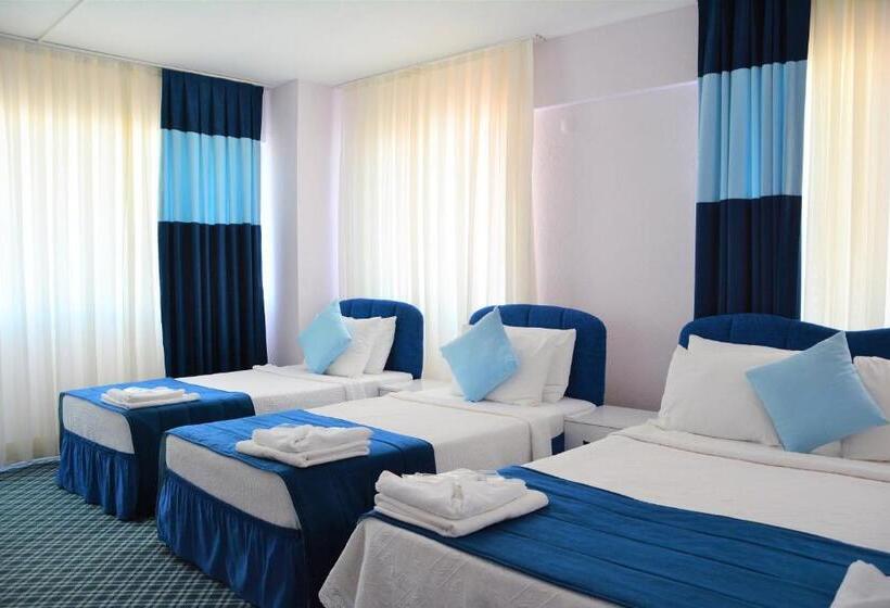 חדר סטנדרט לארבעה, Gumuldur Mavi Deniz Otel