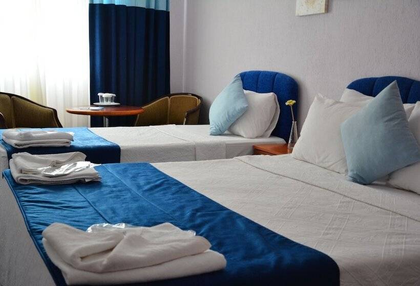 חדר סטנדרט לשלושה, Gumuldur Mavi Deniz Otel