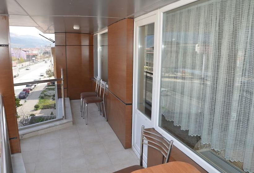 Семейный Номер Вид на Море, Hisar