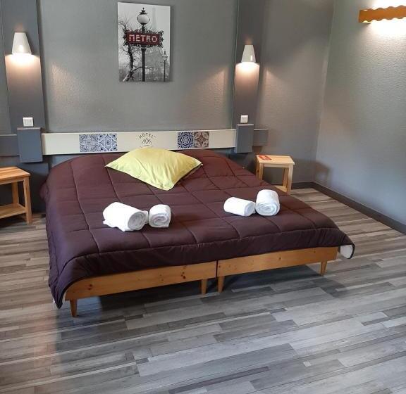 חדר סטנדרט, De La Vallee