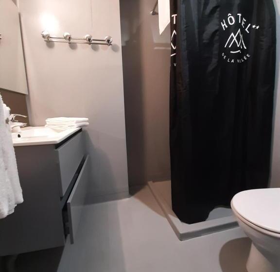 家庭间, De La Vallee