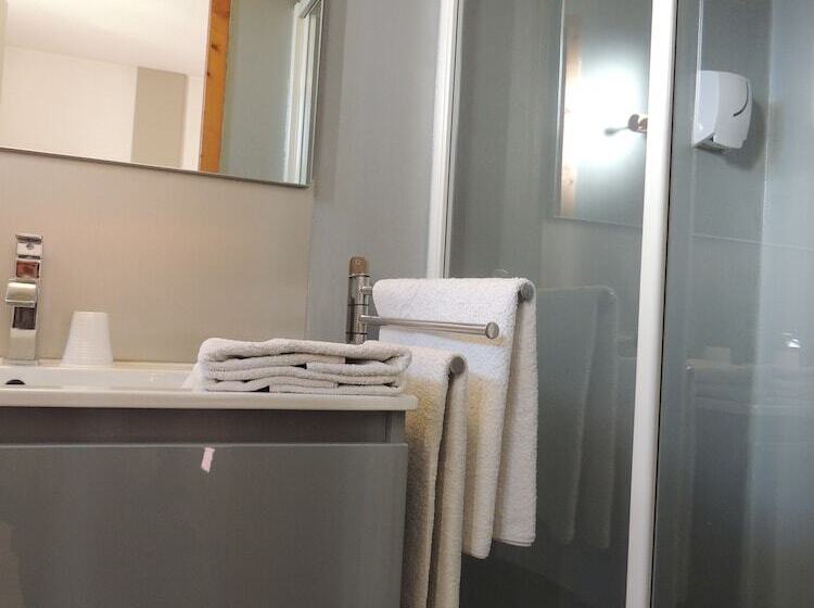 标准间, De La Vallee