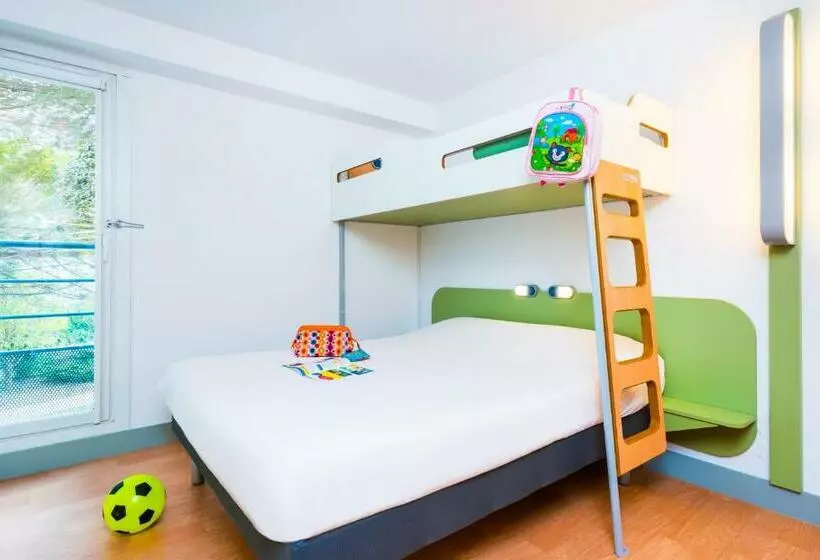 スタンダードトリプルルーム, Ibis Budget Courbevoie Paris La Défense