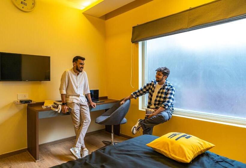 수피리어 룸, The Hosteller Bangalore, Brigade Road