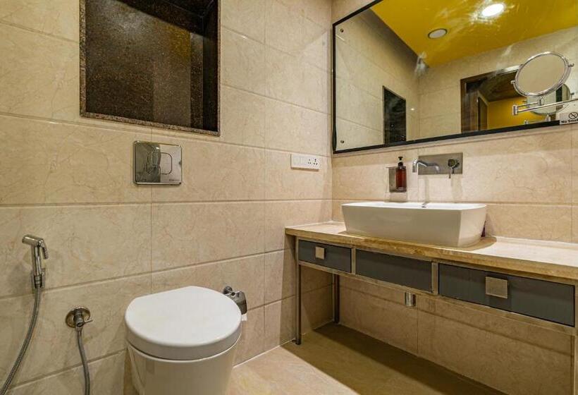 공동 객실, The Hosteller Bangalore, Brigade Road