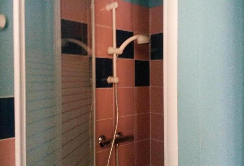 컴포트 룸, Le Deltaplane