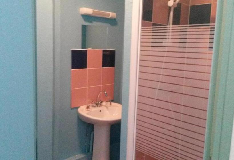 패밀리 룸, Le Deltaplane