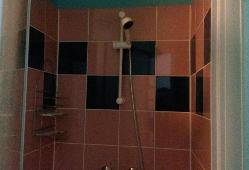 컴포트 트리플 룸, Le Deltaplane