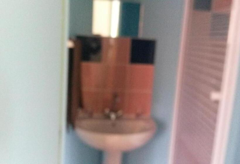 컴포트 룸, Le Deltaplane