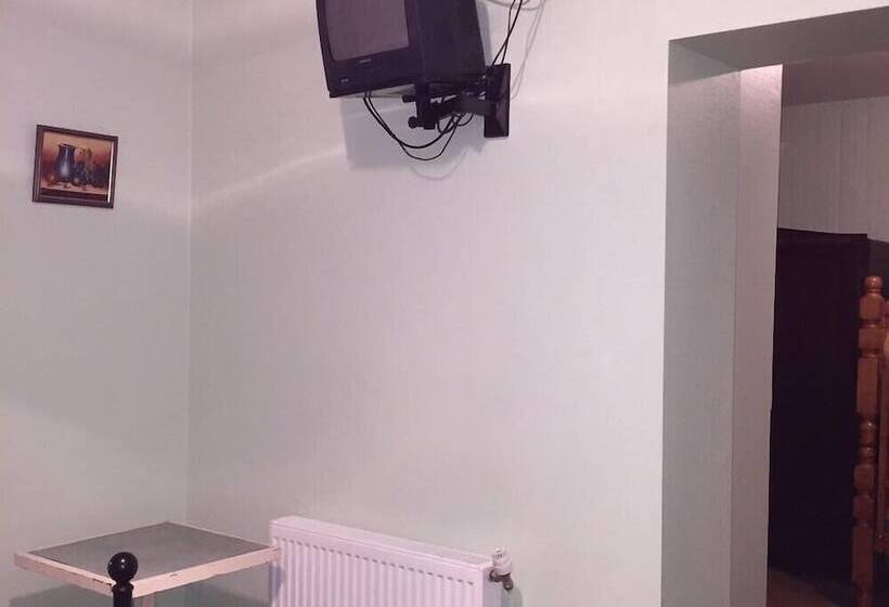 패밀리 룸, Le Deltaplane