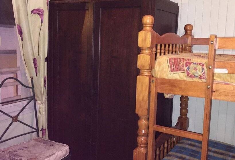 패밀리 룸, Le Deltaplane