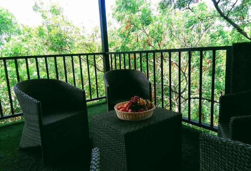 سوئیت پرزیدنت, Nice Place Resort