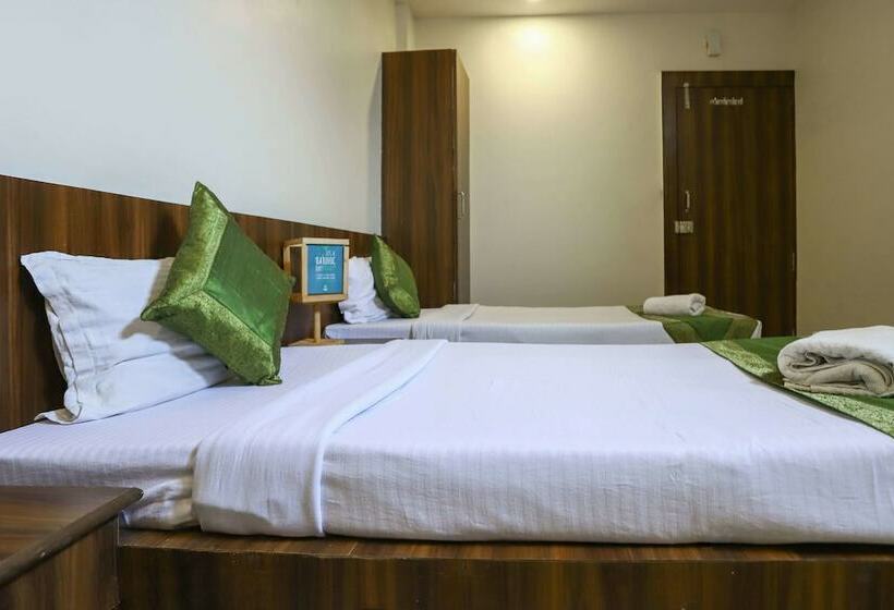 Standard Room, Treebo Ashoka Palace Ujjain