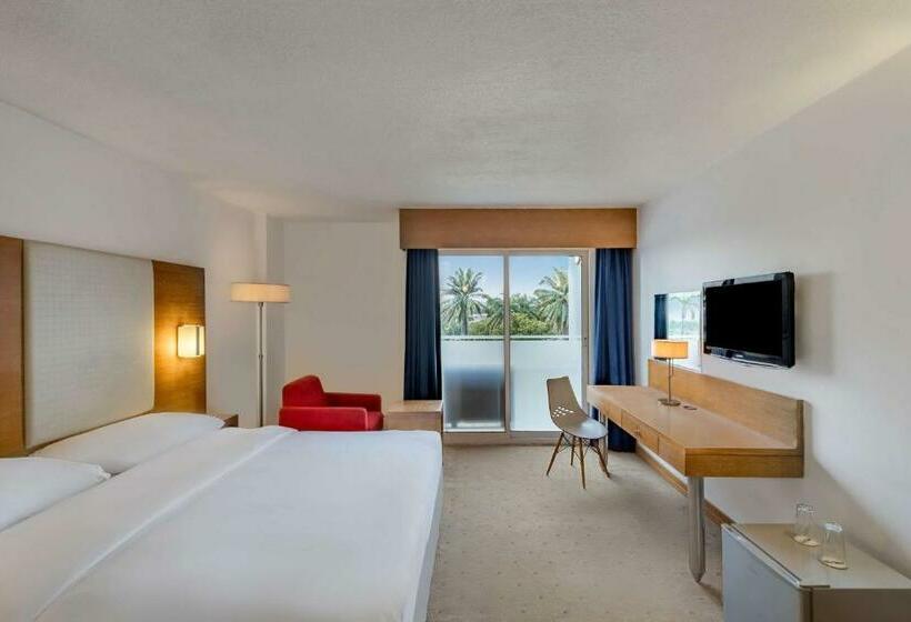 سوئیت با بالکن, Park Inn By Radisson Abeokuta