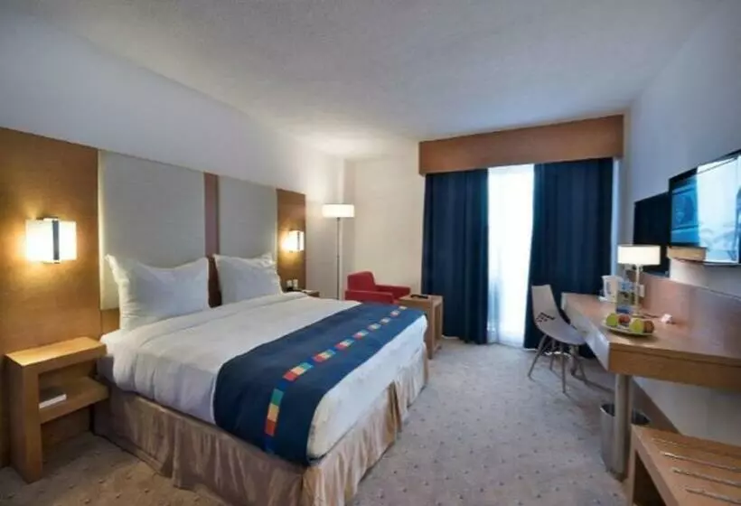 سوئیت با بالکن, Park Inn By Radisson Abeokuta