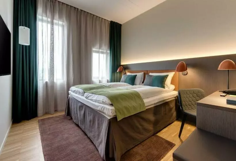 Standart Oda, Quality Hotel Pond
