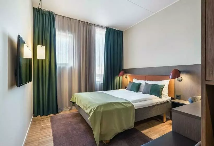 Standart Oda, Quality Hotel Pond