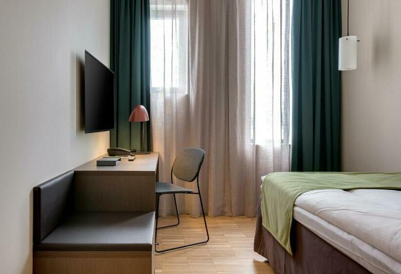 غرفة قياسية, Quality Hotel Pond