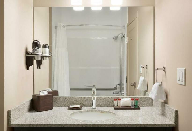 جناح سرير كينج, Ramada By Wyndham Emerald Park/regina East