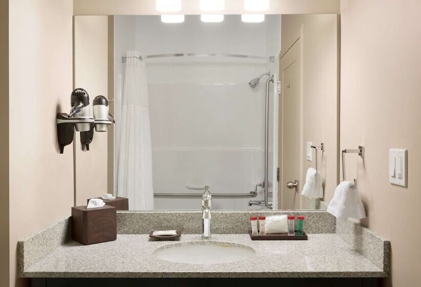 غرفة قياسية, Ramada By Wyndham Emerald Park/regina East