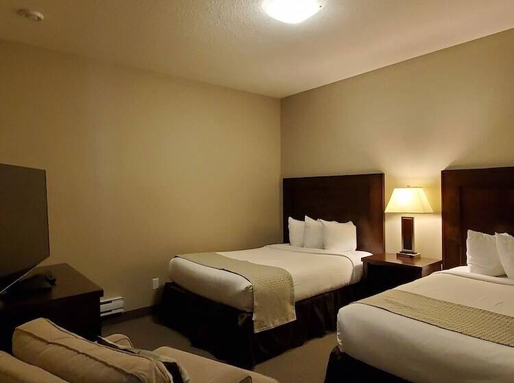 Номер Deluxe, Ramada By Wyndham Emerald Park/regina East