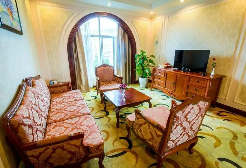 سوییت, Sai Gon Kim Lien Hotel Vinh City