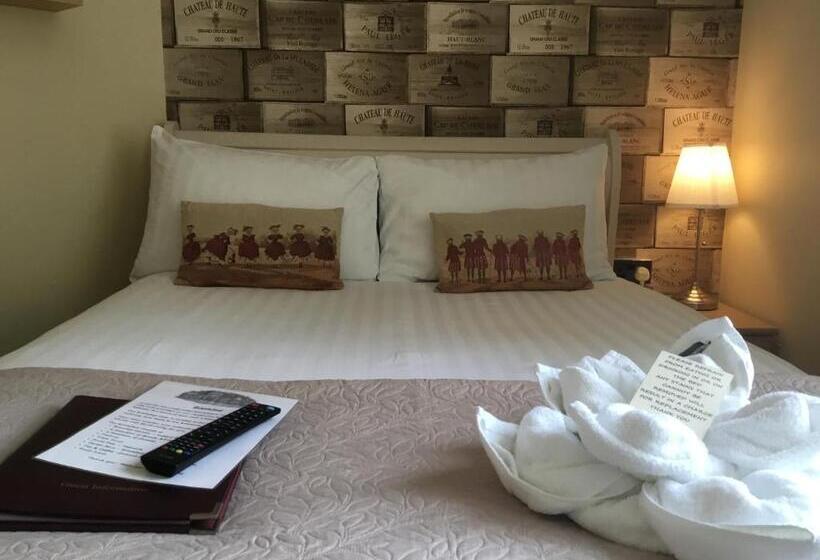 스탠다드 룸, The Stockton Arms