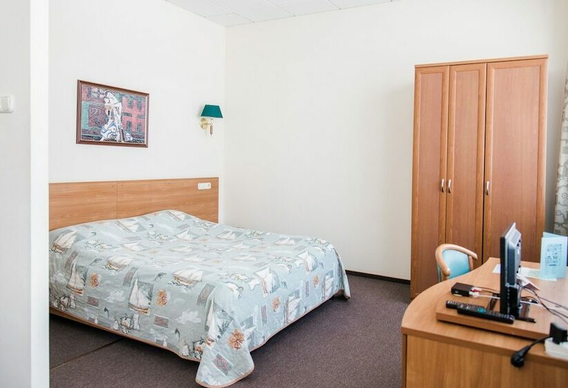 חדר ביזנס, Vodnik Club