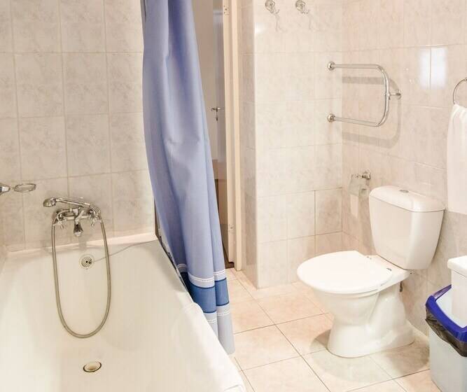 غرفة قياسية, Vodnik Club