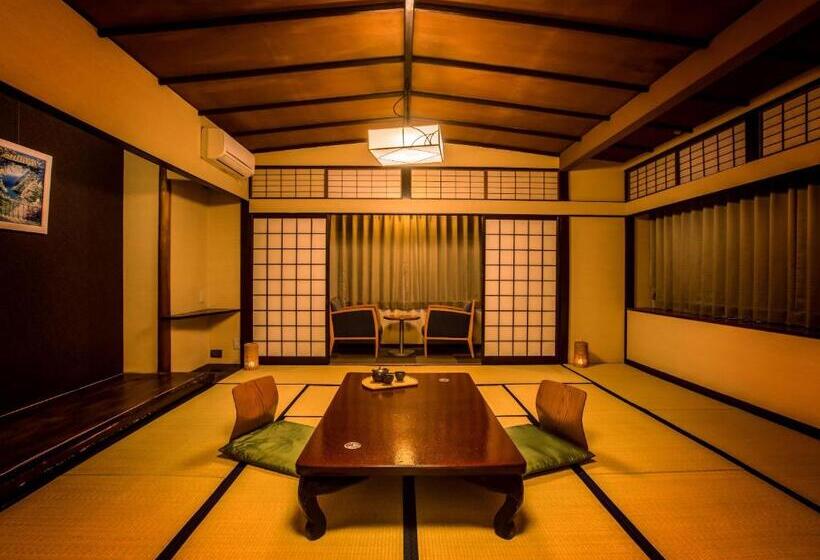 Номер Superior, Ooedo Onsen Monogatari Gero Bekkan